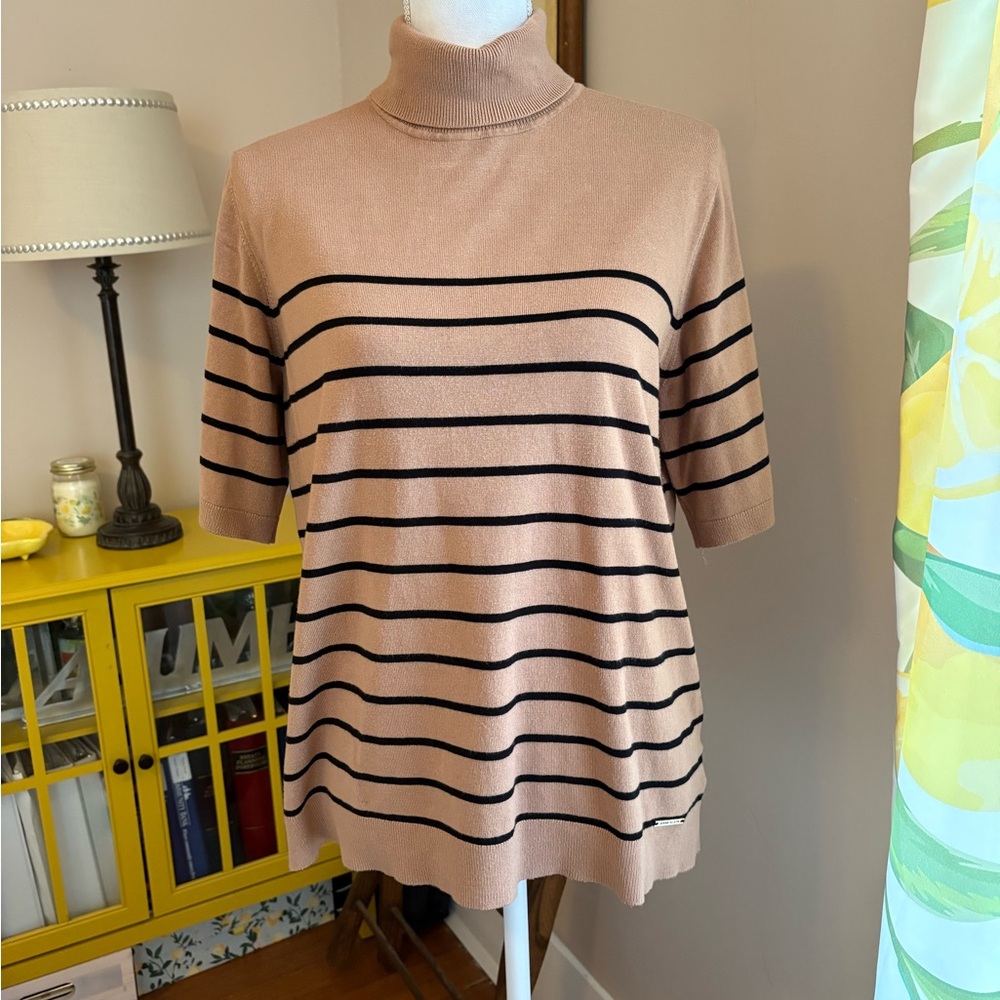 Anne Klein Ribbed Turtleneck in Soft Brown